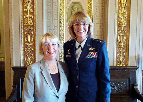 Senator Murray with Major General Woodward.